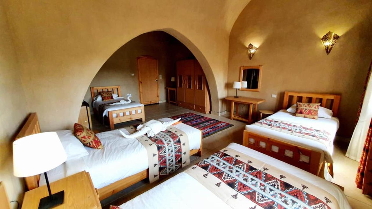 Hotel Embrace 2*