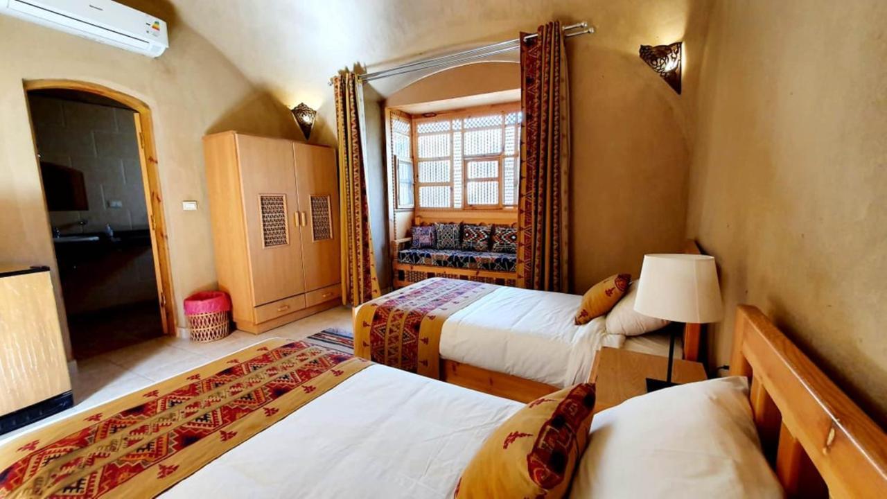 Hotel Embrace Luxor